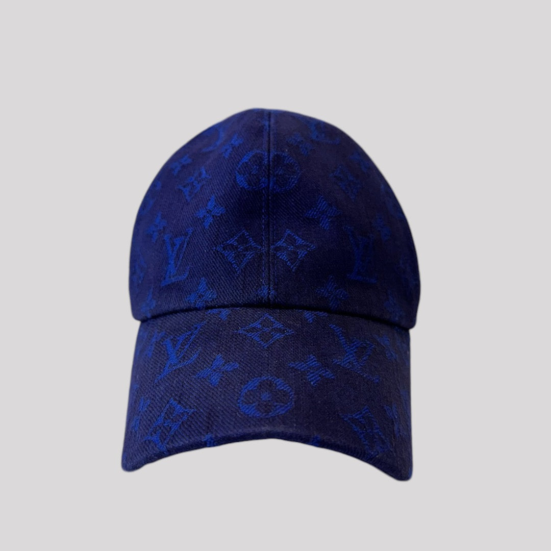 Louis Vuitton Monogram Essential Cap