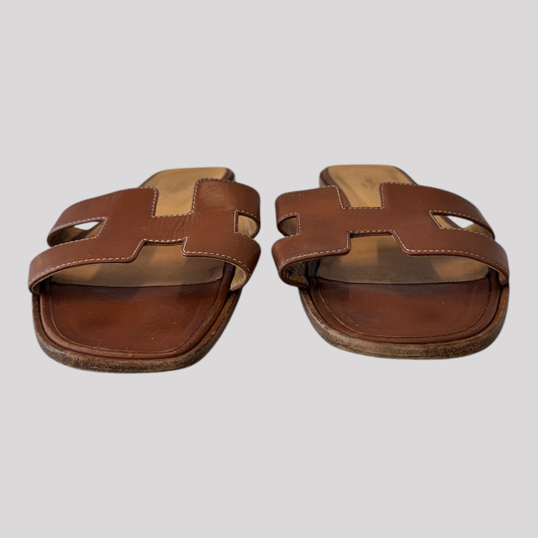 Hermes Oran Flat Sandals Brown
