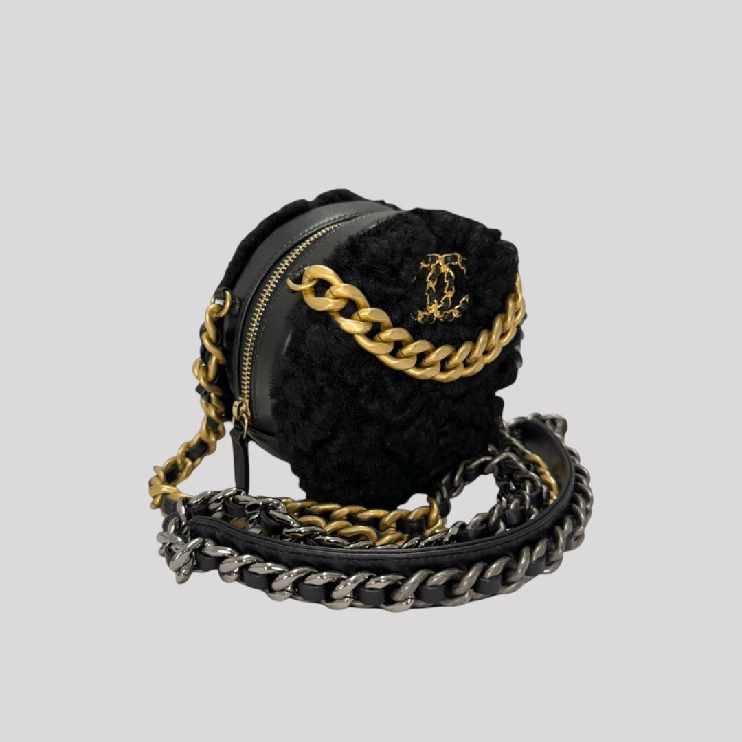 Chanel 19 shearling Round Clutch