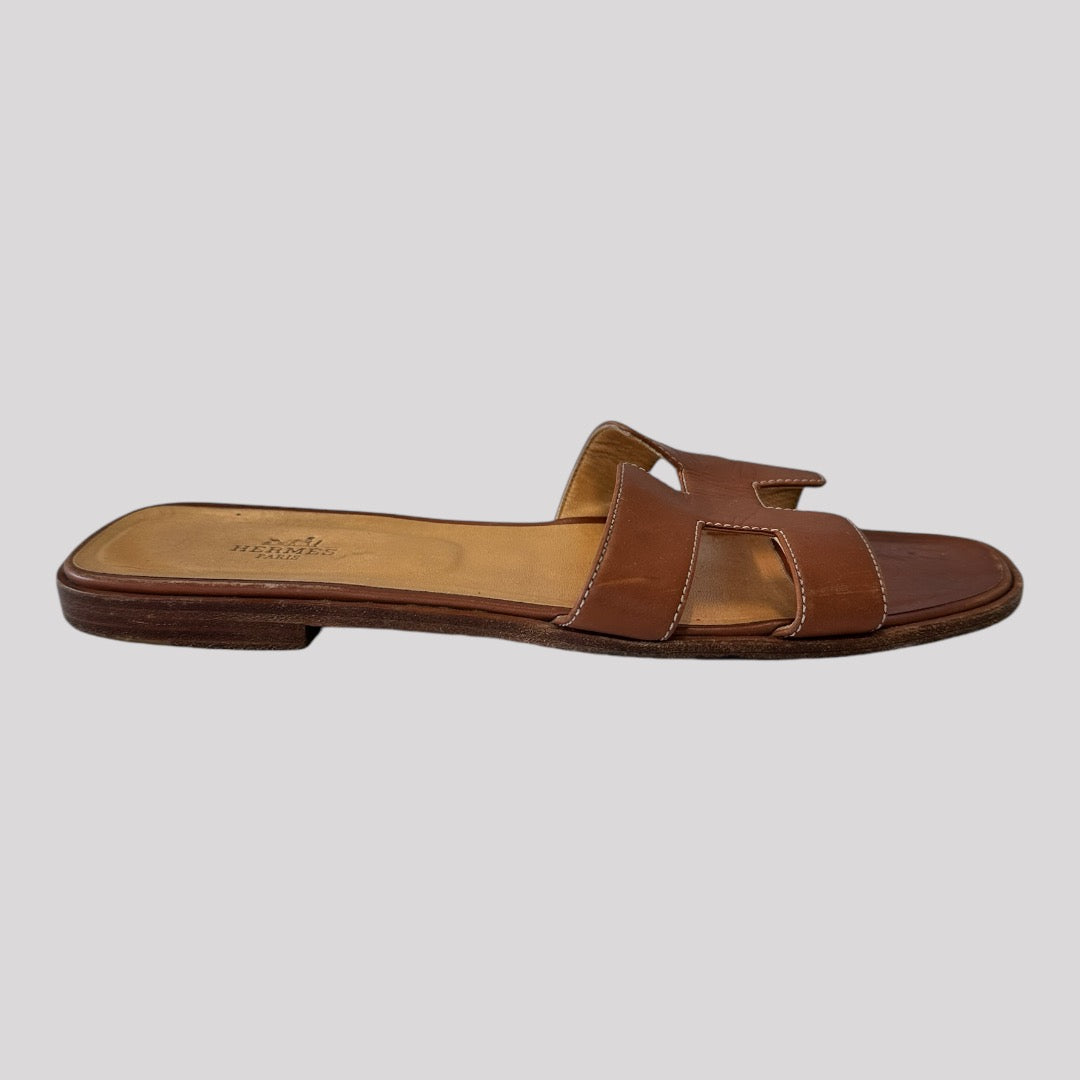 Hermes Oran Flat Sandals Brown