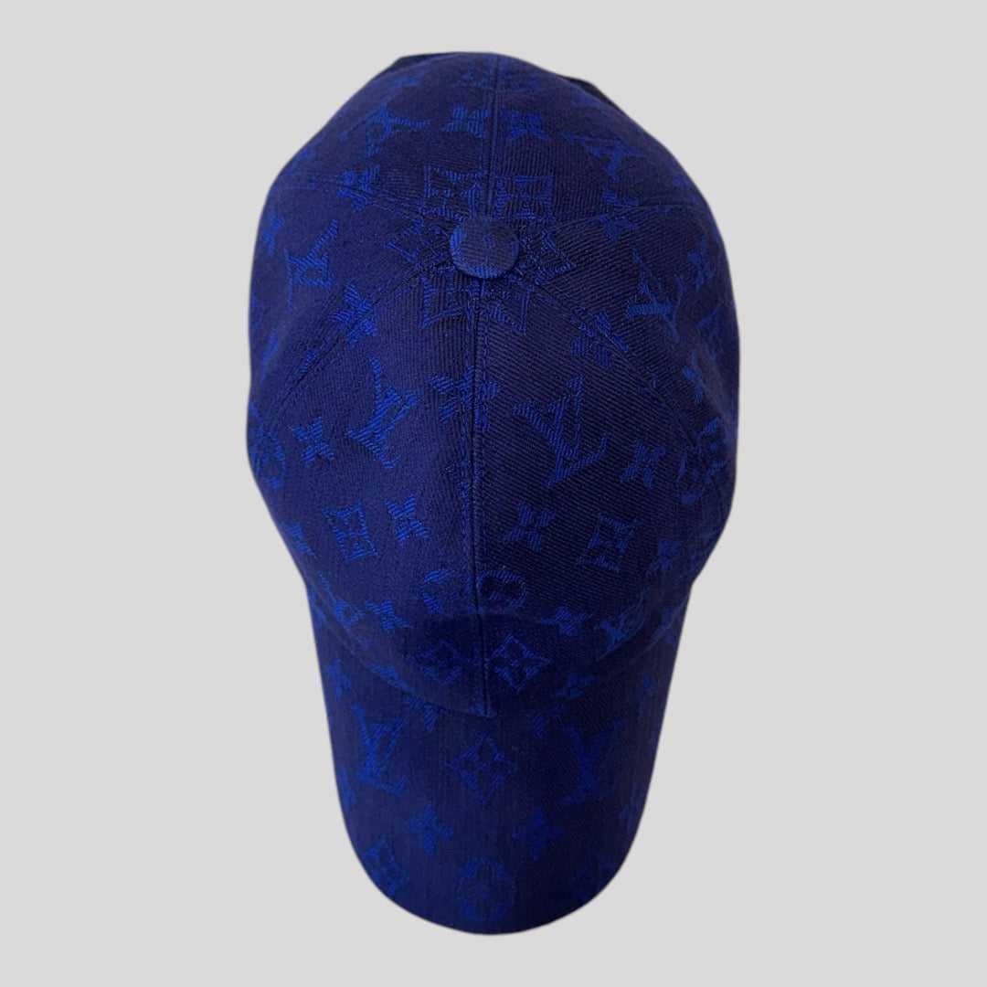 Louis Vuitton Monogram Essential Cap
