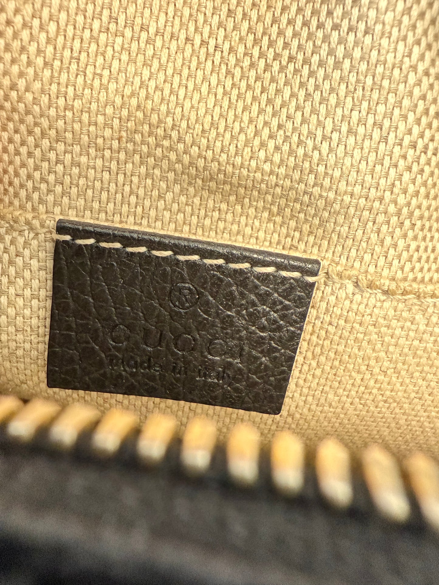 Gucci Dollar Calfskin Bi-Color Small Soho Disco Bag