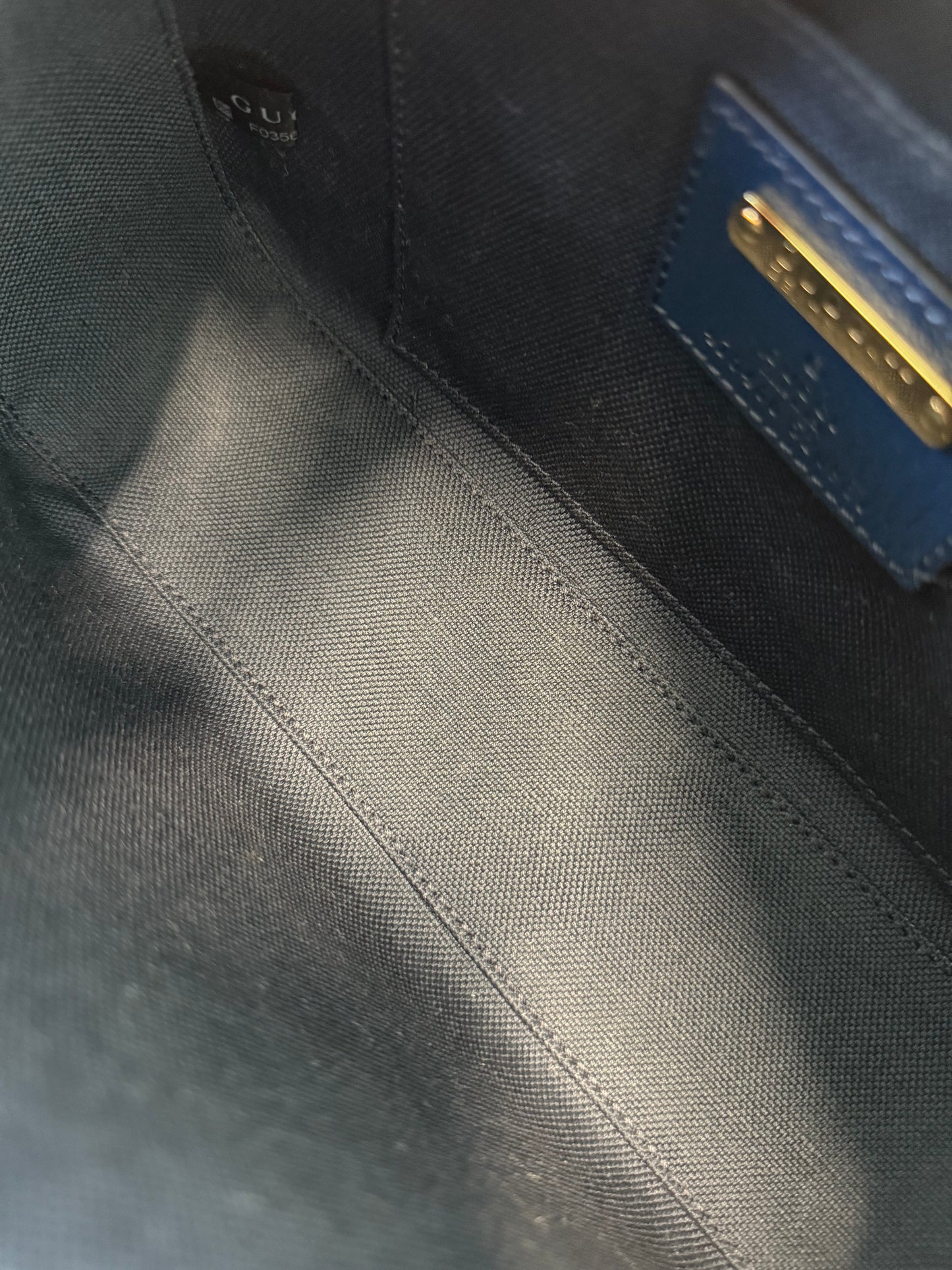 Gucci GG Supreme Kaleidoscope Crossbody Bag