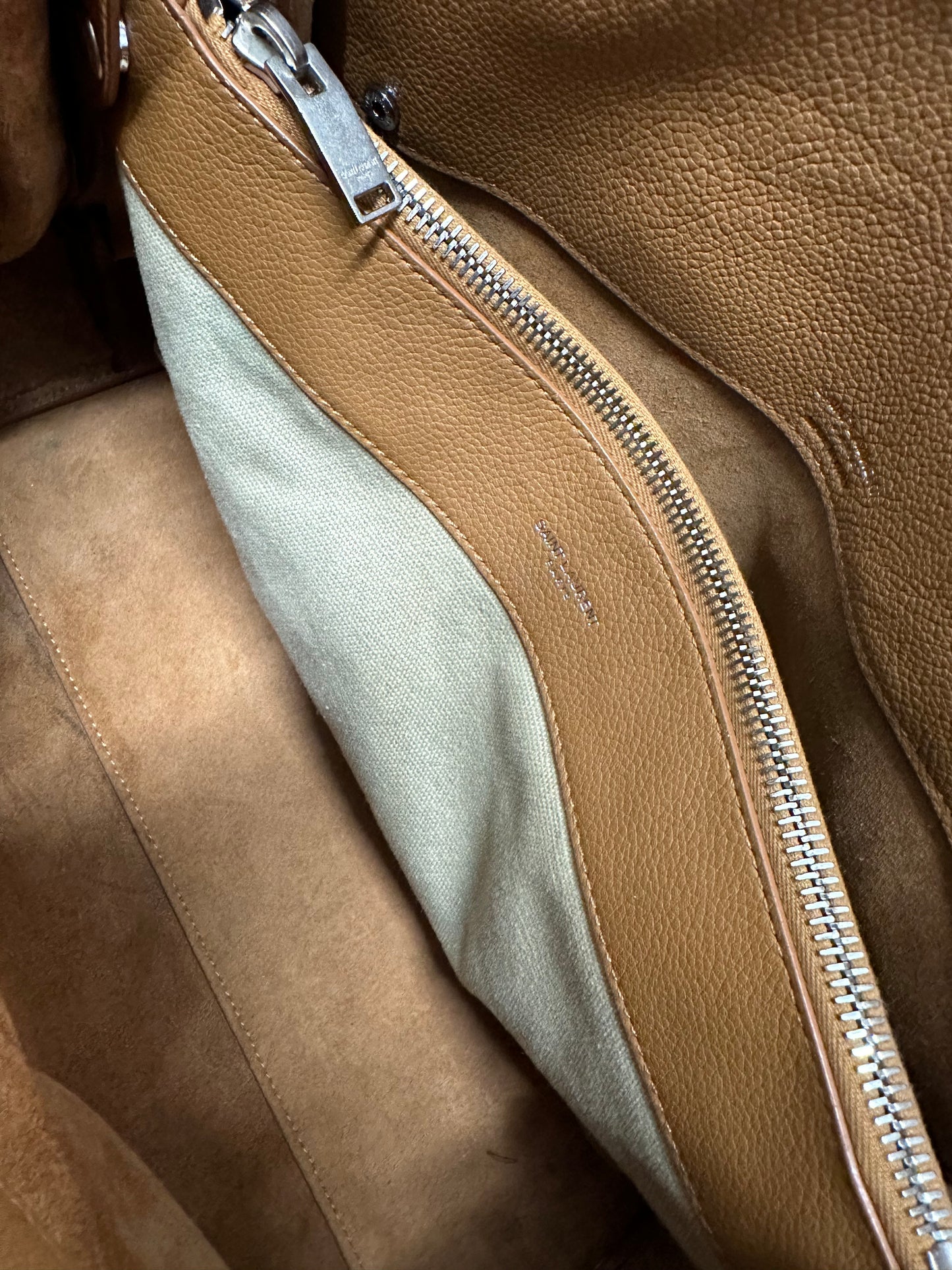 Saint Laurent Sac De Jour Supple Leather Tote Bag