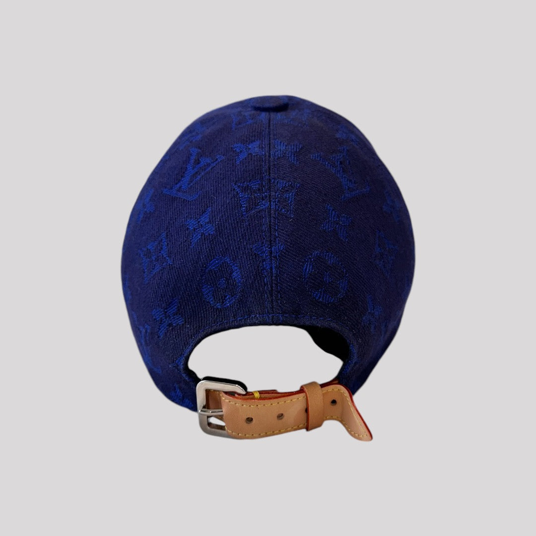 Louis Vuitton Monogram Essential Cap