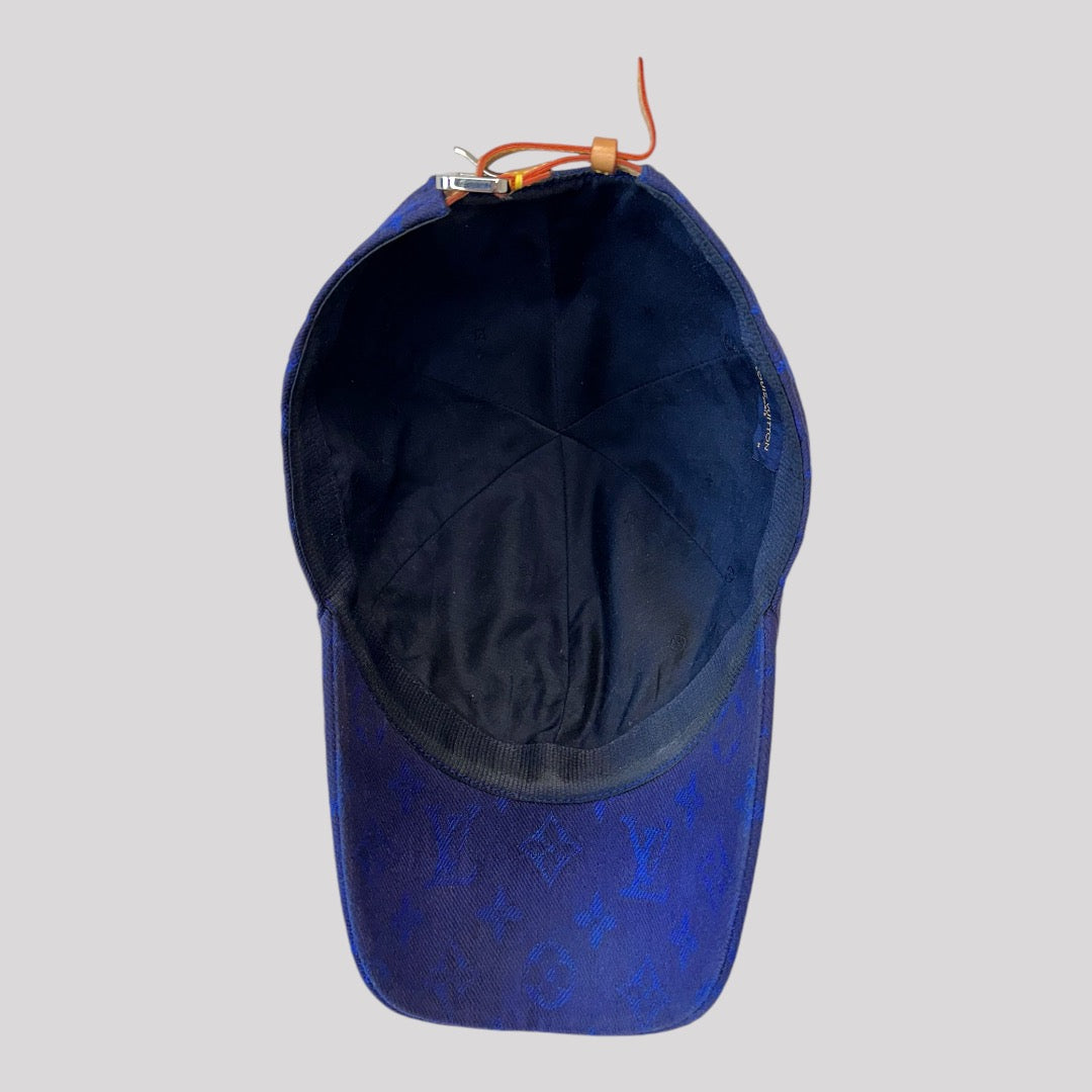 Louis Vuitton Monogram Essential Cap