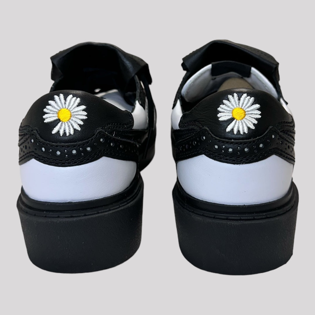 Nike x Peacemiusone G-Dragon Kwondo 1