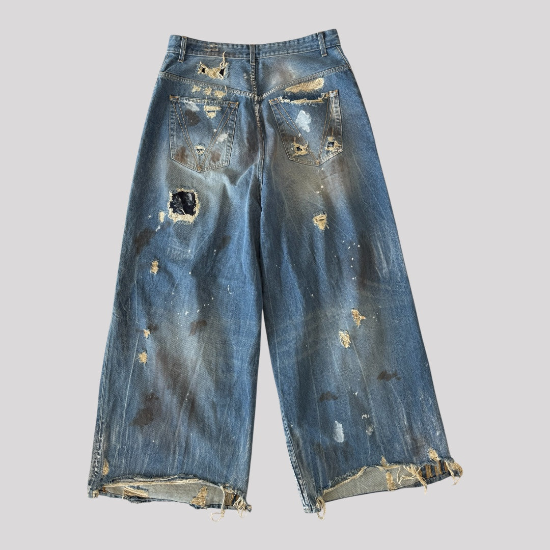 Vetements Trashed Big Shape Jeans