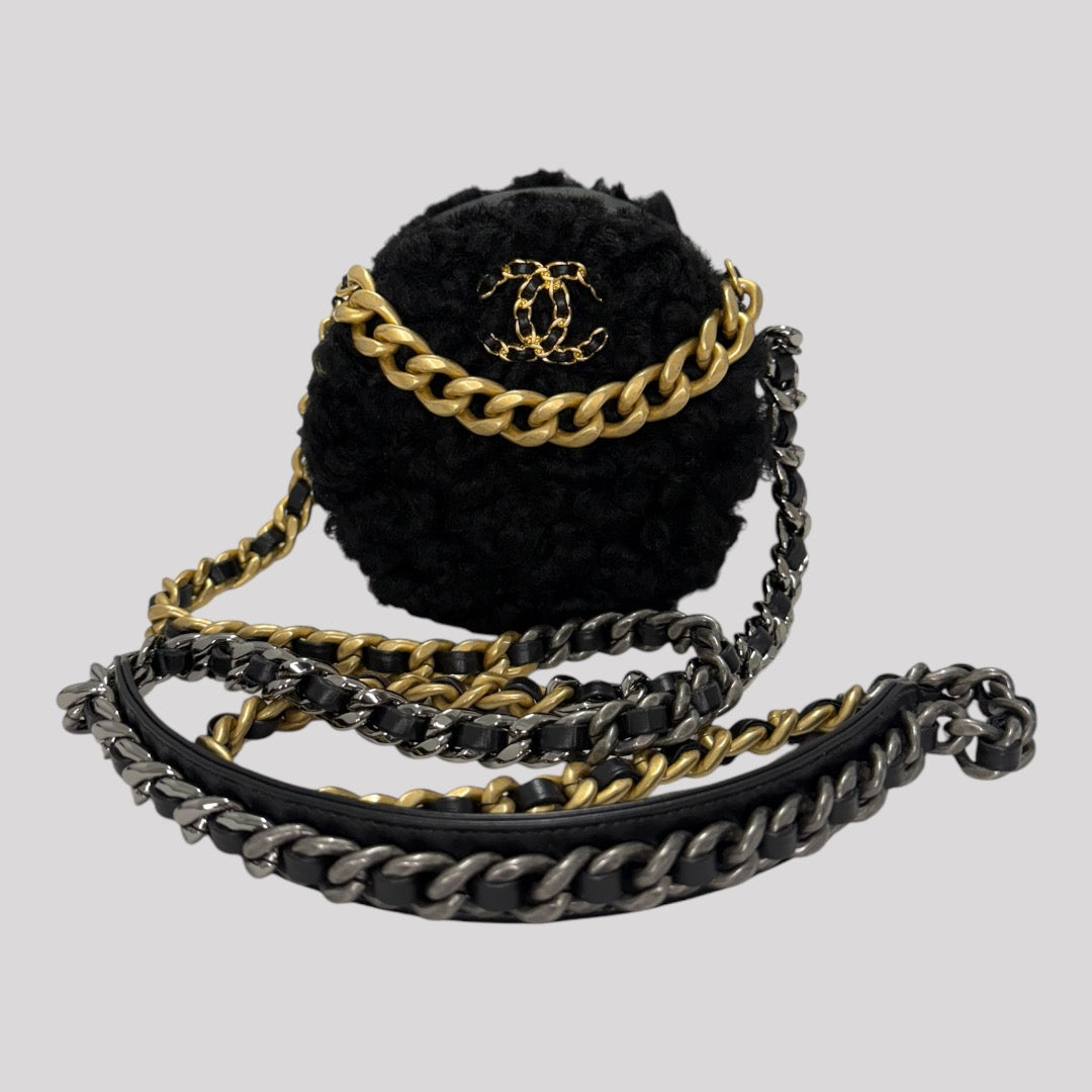 Chanel 19 shearling Round Clutch