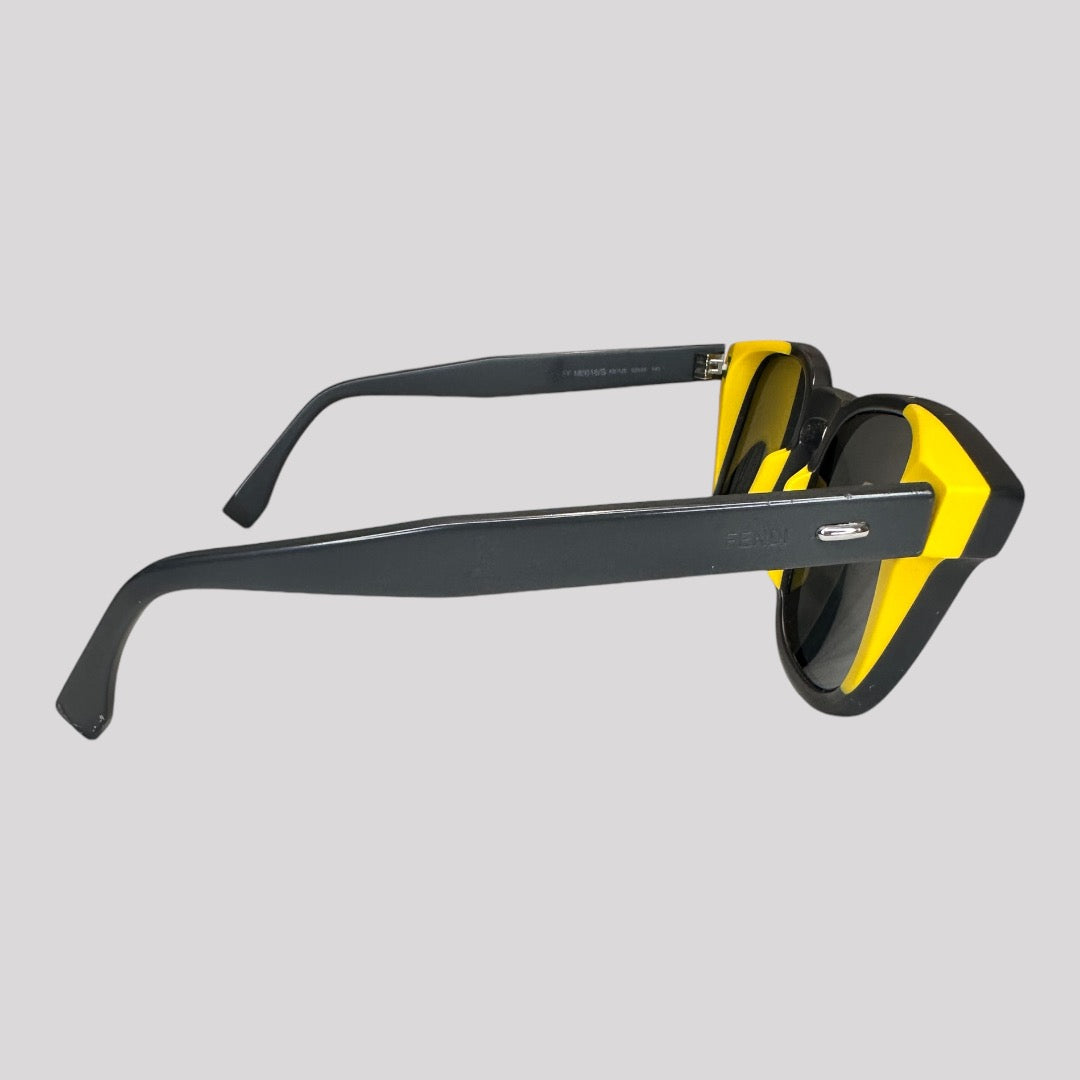 Fendi FF I See You Square Sunglasses