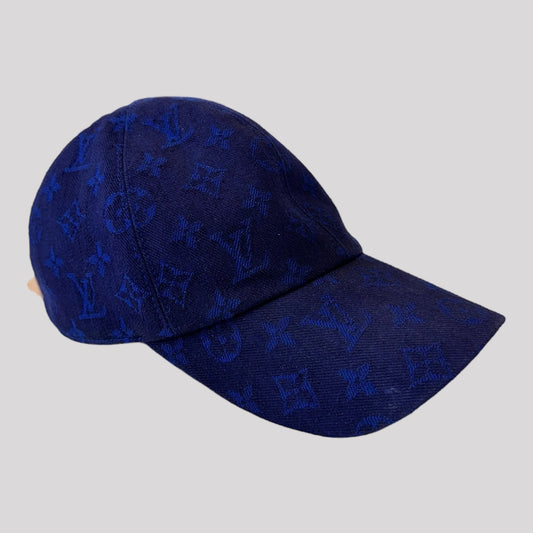 Louis Vuitton Monogram Essential Cap