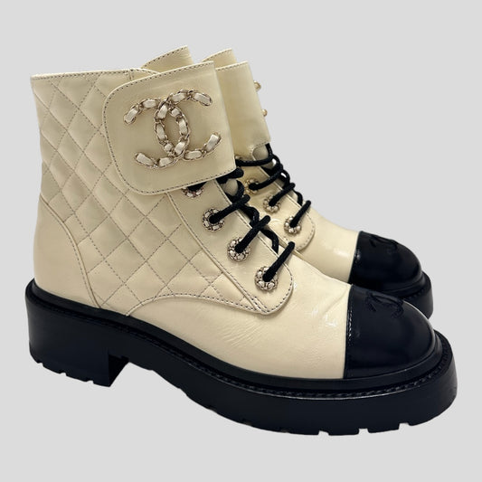 Chanel Chain CC Cap Toe Lace Up Combat Boots