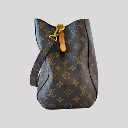 Louis Vuitton LV Monogram Montaigne GM