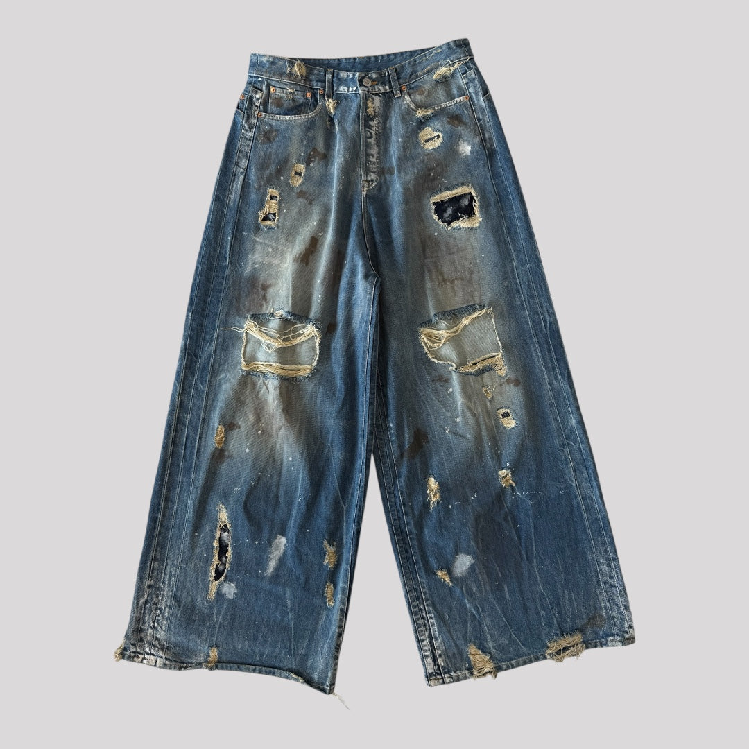 Vetements Trashed Big Shape Jeans